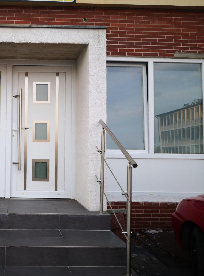 Warburg, Fewo "Sweet Home" 2,5 Zi- Eg-Separater Eingang - Parkplatz - Terasse- Komfortabel,Renoviert Exterior foto